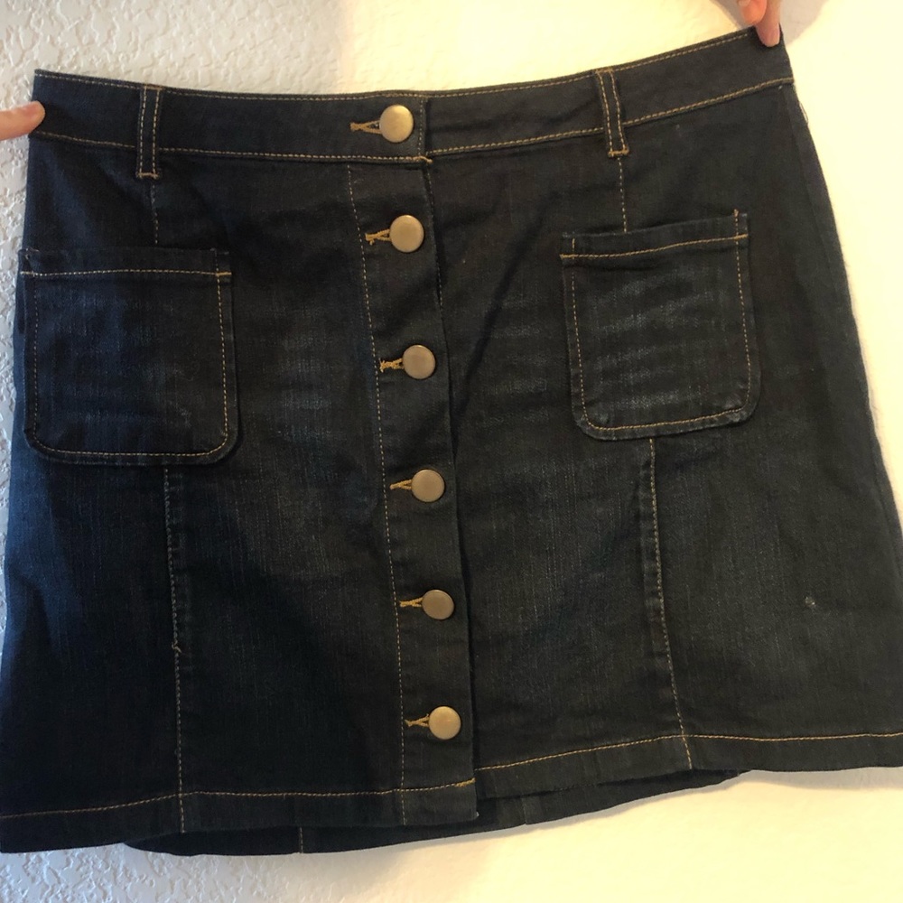 Button-up Skirt